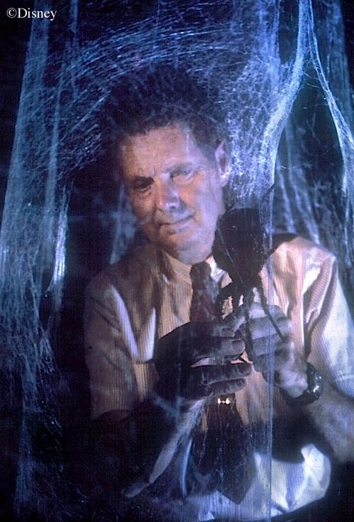 Polar Lights Haunted Manor: The Grave Robber's Demise 1:12